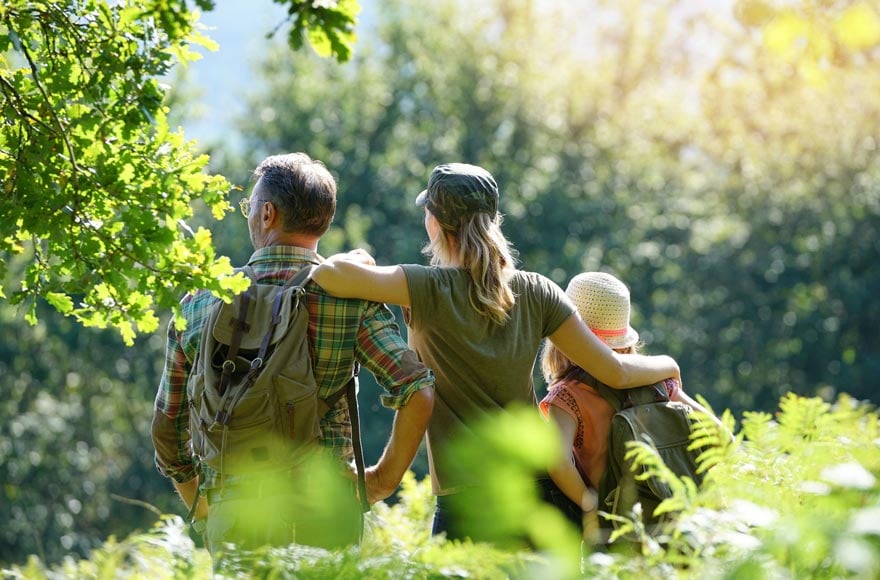 go-jauntly-casual-walkers-family.jpg